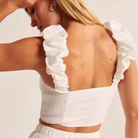 NWT Abercrombie & Fitch Poplin Scrunch Strap Top | XS | MSRP $40 - Picture 1 of 5